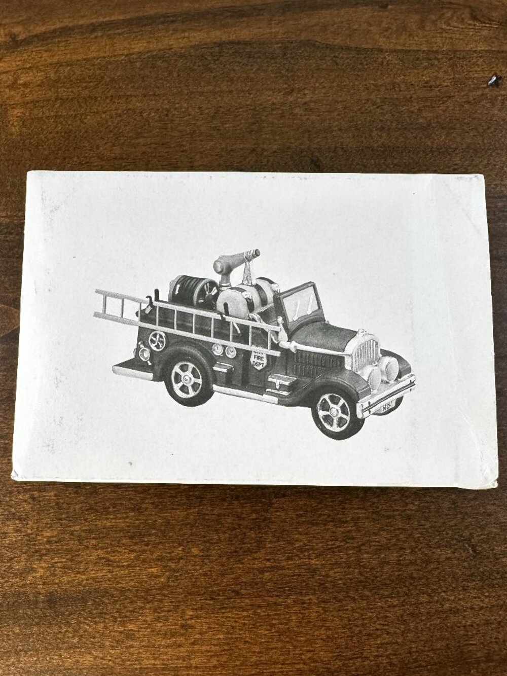 Dept 56 "City Fire Dept. Fire Truck Carol Spirits" 5547-6 Christmas in the City